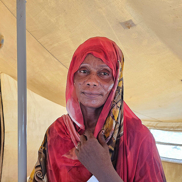 Rudia im Zelt eines Camps für Geflüchtete im Sudan