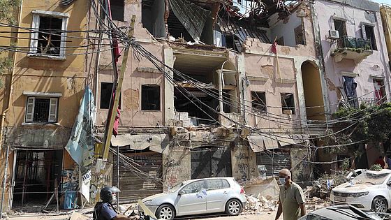 Zerstörtes Haus nach Explosion in Beirut.