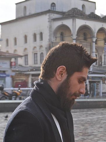 Taher im Stadtzentrum von Athen auf dem Monastiraki Platz.