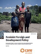 Cover der englischsprachigen Bewertung der feministischen Leitlinien und Strategie.