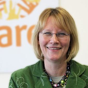 Portraitofot von Karin Kortmann Portraitfoto von CARE-Kuratoriumsmitglied Karin Kortmann